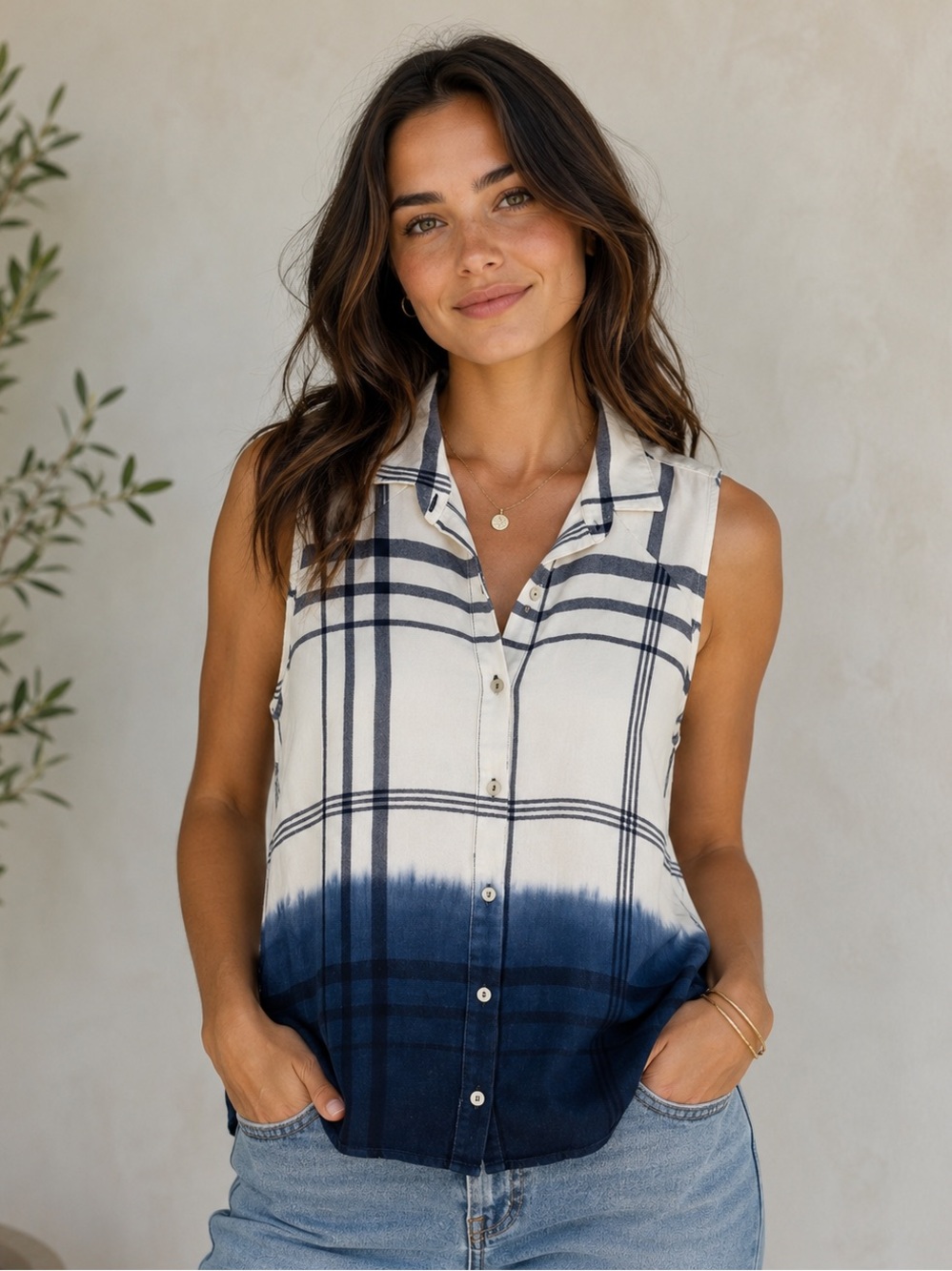 Knox Rose Navy and White Ombre Plaid Sleeveless Shirt